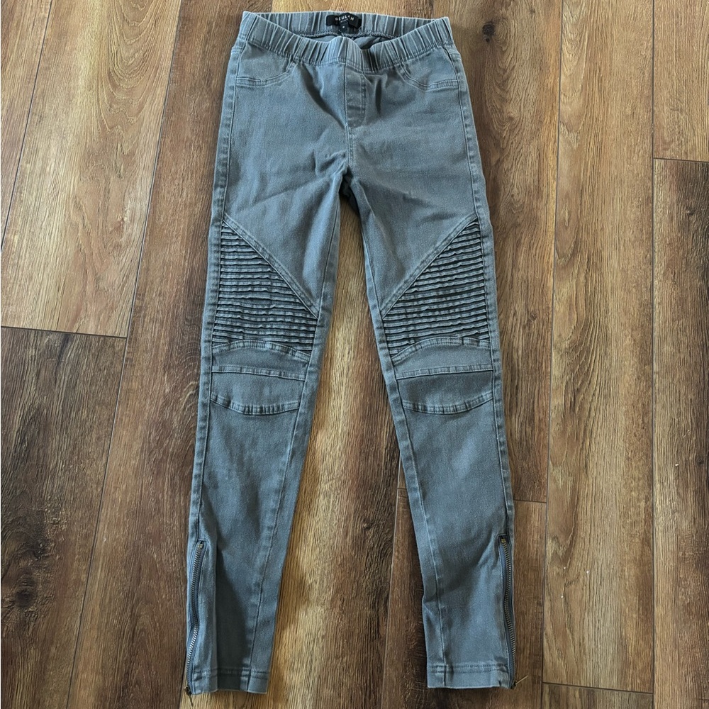Stylish Gray Jeggings
